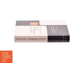 Samfundet i pædagogisk arbejde (Bog)