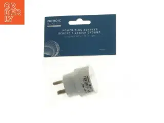 Strømstikadapter Schuko/Dansk jord fra Nordic Quality (str. 6 cm)