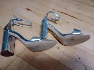 Women's Silver Sandals