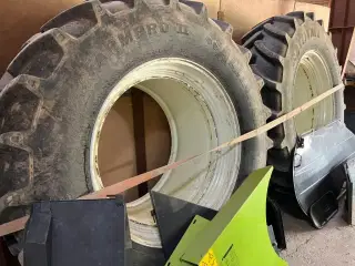 - - - Tvillinghjul 520/85R42 til 38"
