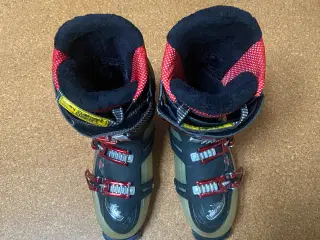 Salomon Quest 8 Skistøvler Rød Sort Str. 27,5