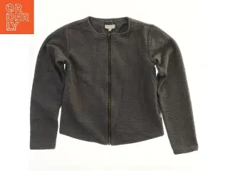 Jakke med lynlås fra Pomp de Lux (str. 146)