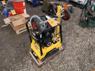 PLADEVIBRATOR, B