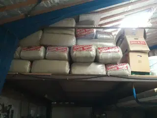 Rockwool i sække, original indpakning- Isolering.