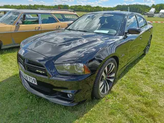 Dodge Charger Srt 8