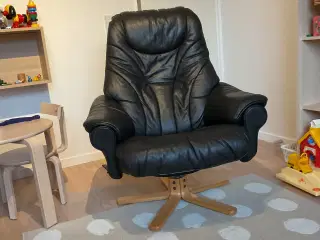 Læderstol med drejefod