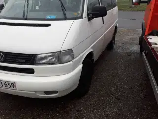 VW T4.  10 pers.  bus,  1997  u. syn. 2,5Tdi.