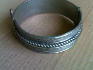 Armbånd / armring