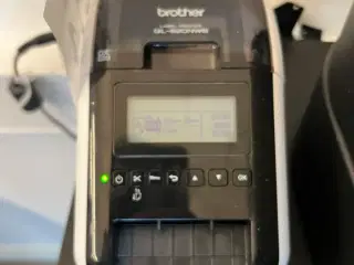 Labelprinter BROTHER QL-820NWB