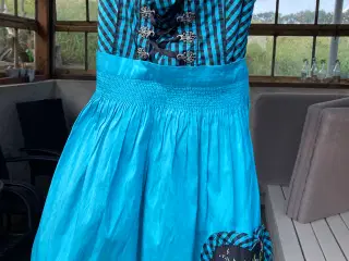 Bierfest-Oktoberfest Dirndl kjole med flotte detal