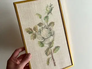 Broderi, grå rose