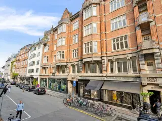 Kontorlejemål med bolig