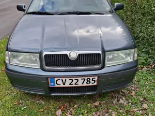 Octavia combi 1.6 benzin