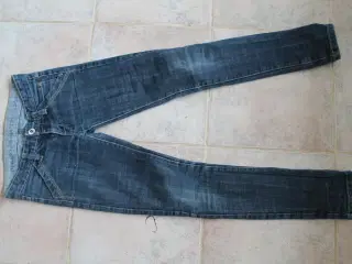 Grunt jeans str. 158
