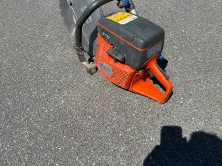 Husqvarna K770 Kapsav 