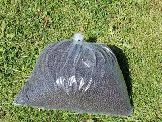 Stør foder 6 mm.  10 kg.