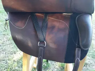 Hidalgo Valencia ll special - barok læderbomssadel