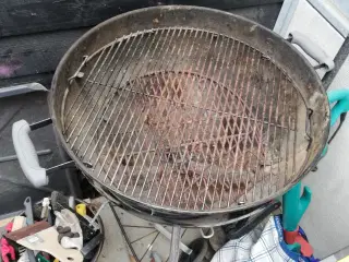 Weber kuglegrill til kul