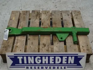 John Deere 2030 R.H. Liftarm AT30150