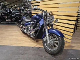 Suzuki VLR 1800