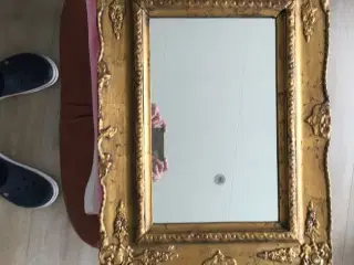 Gammelt spejl