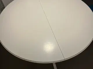 Hvid Spisebord med 2 tillægsplader 