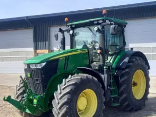 John Deere 7310R