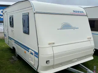 2002. Adria Unica 432 Px