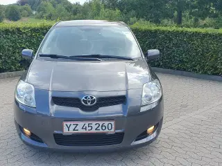 Toyota auris 2,0 diesel med PARTIKEL filter 
