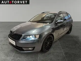 Skoda Octavia 1,6 TDi 110 Style Combi DSG