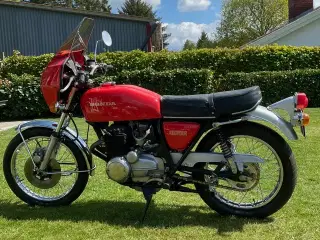 Honda CB 400 four