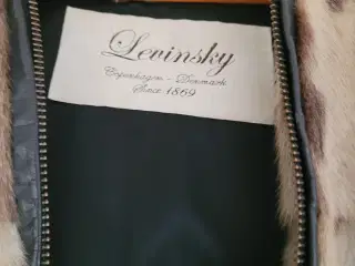 Utrolig smuk og velholdt Sælskinspels 
