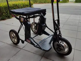 Sammenklappelig el scooter 