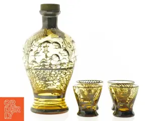 Antik Sølvdekoreret Karaffel i ravfarvet glas med 4 drikkeglas (str. 18 cm)