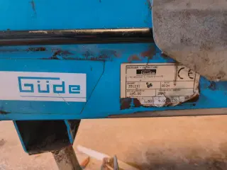 Brændekløver Model Gude