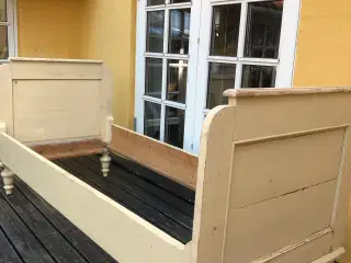 3 gamle retro børnesenge 