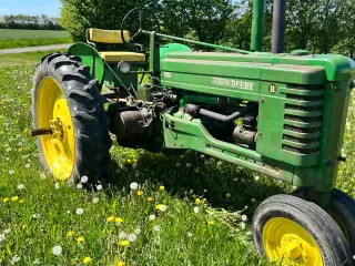 John deere B