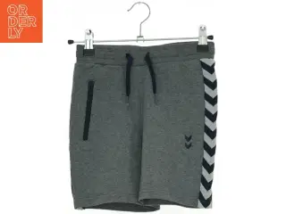 Hummel shorts (str. 116 cm)