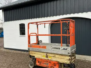 JLG 1930es 285timer