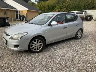 Hyundai I30 1.6 CRDI u2 