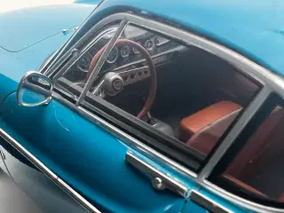 1967 Volvo P1800 S 1:18  Super flot og detaljeret 