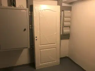 Hvide fyldnings døre nye