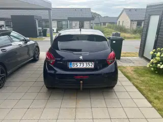 Billig bil sælges