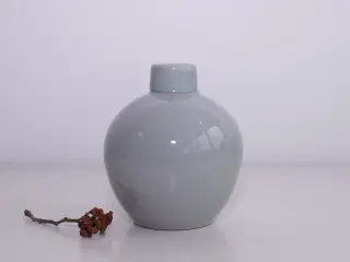 Keramik vase med celadon glasur fra Potteriet