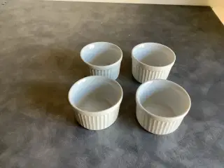 4 små soufflé skåle 