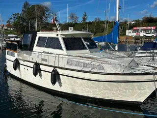 Motorbåd