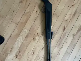 Luft geværmed tilbehør. 