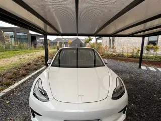 Tesla Model 3  Standard Range+ RWD