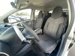 Peugeot 107 1,0 Access 68HK 5d