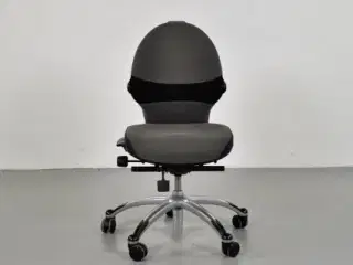 Rh extend kontorstol med gråbrun polster